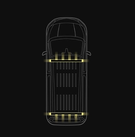 C-rack takstativ med varsellys fram og bak med endemoduler samt 4 varsellys fram og bak. VW ID Buzz 2023+