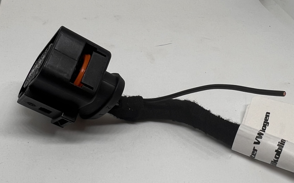 Sort ledning for tilkobling av DRL